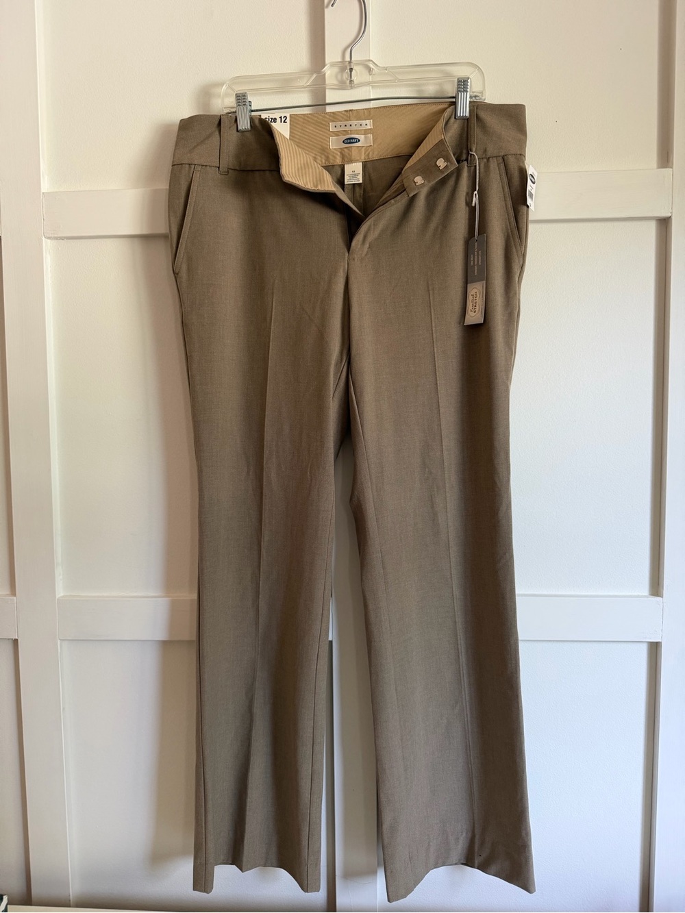 Old Navy Women's Olive-Taupe Straight-Leg Dress Pants